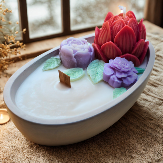 "Blooming Island" Candle